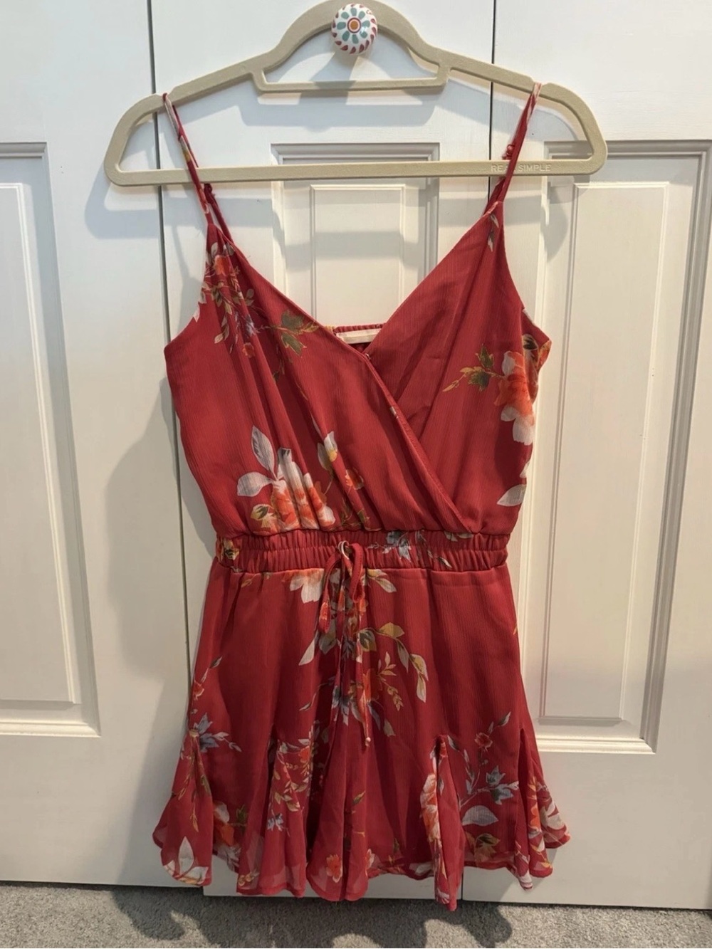 Floral Red Spaghetti Strap Wrap Romper Altard state women’s size small
